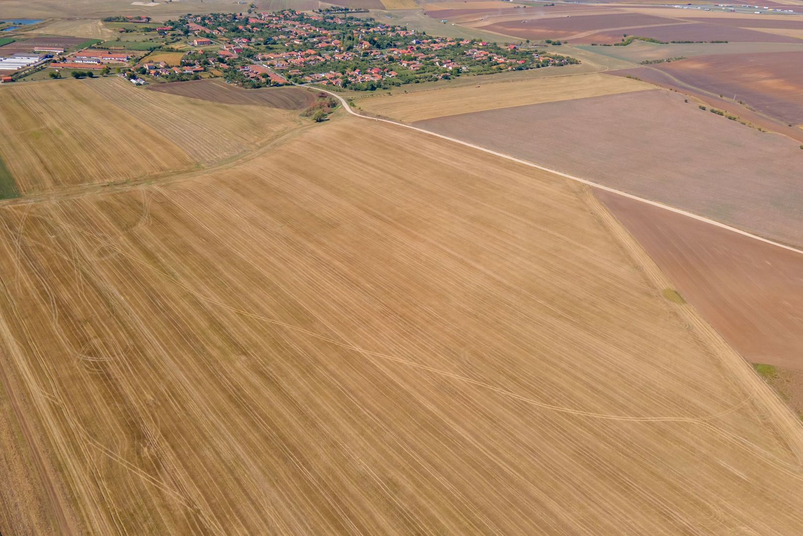 Teren 35172 mp în Cruceni - Poză 8