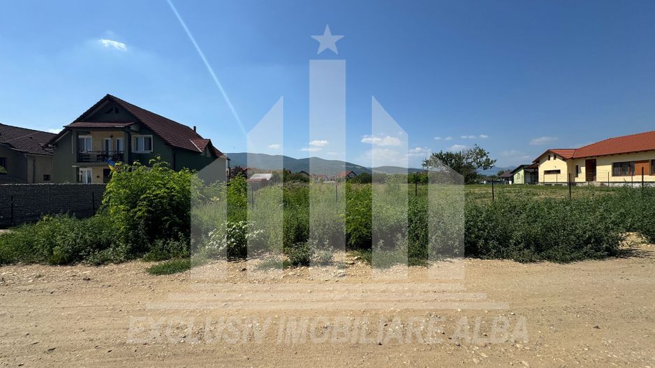 Teren intravilan de vanzare, Alba-Micesti - Poză 1