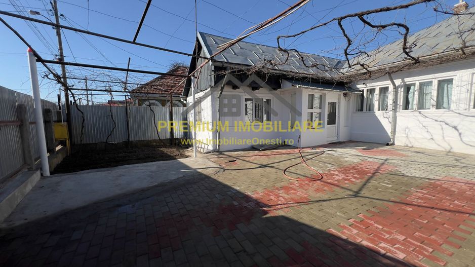 Casă de vânzare în Sat Catolic - Poză 2
