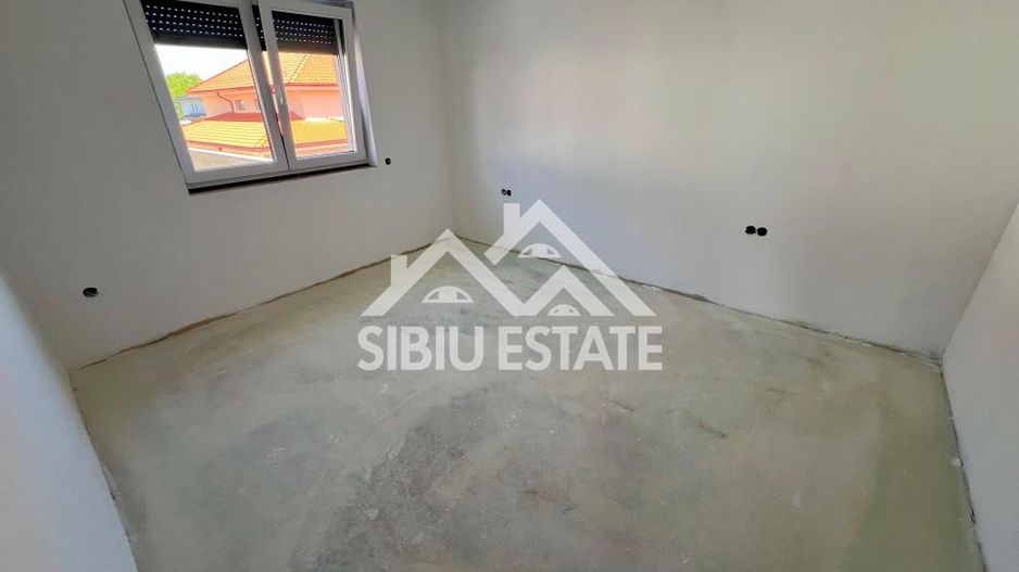 Casă Individuală cu garaj dublu de Vânzare în Șelimbăr, zona Lidl - Poză 10