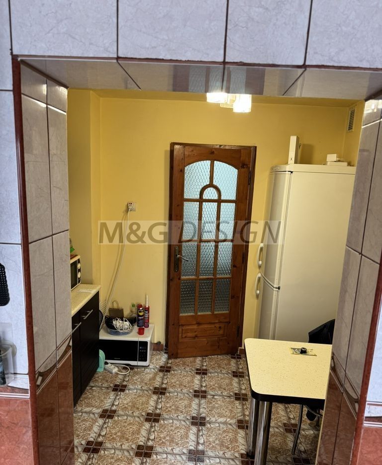 Apartament 2 camere Aradului etaj 1 cu centrala - Poză 5