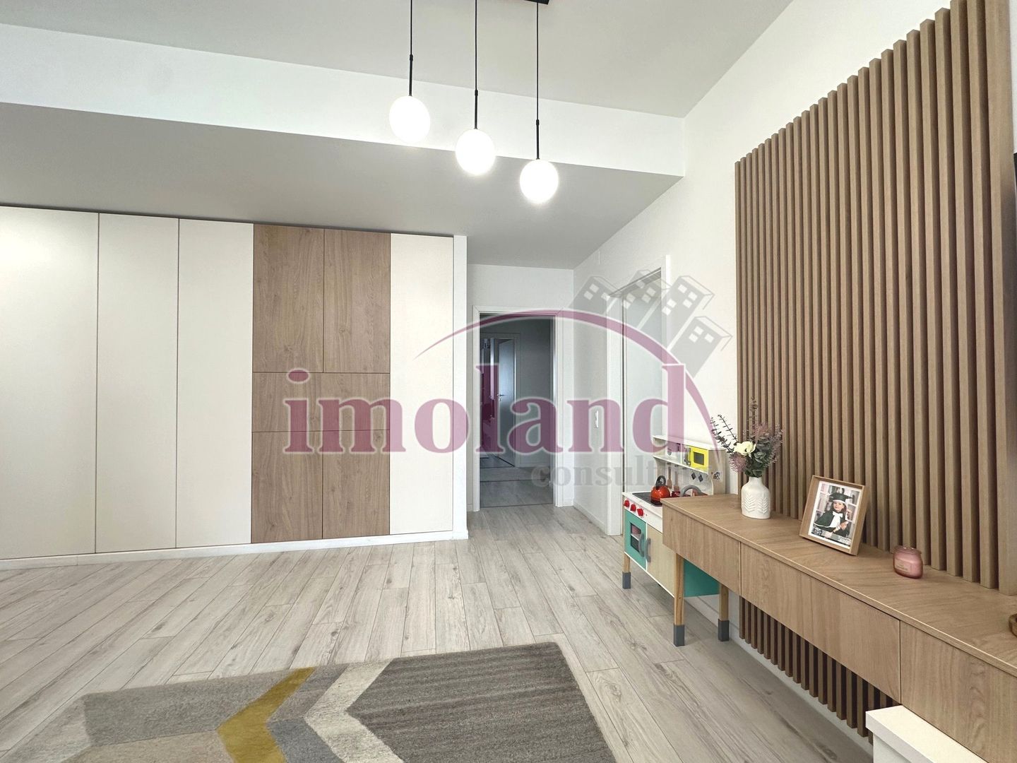Apartament - 3 dormitoare si gradina  - Parter - Delea Veche 24 - Poză 6