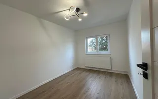 Apartament 3 camere 64 mp utili 2 bai etaj 1 complet renovat Strand - Poză 15