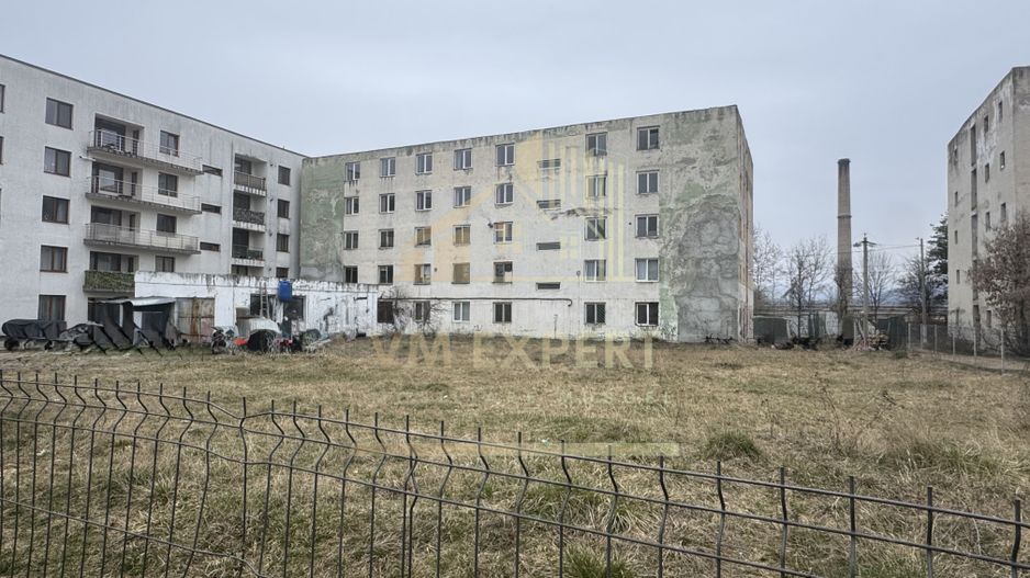 BLOC DE GARSONIERE P+4 SUPRAFAȚĂ UTILĂ 2135MP TEREN 2967 MP CĂMPULUNG - Poză 3