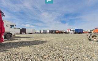 Parcare camioane de închiriat – Arad - Poză 3