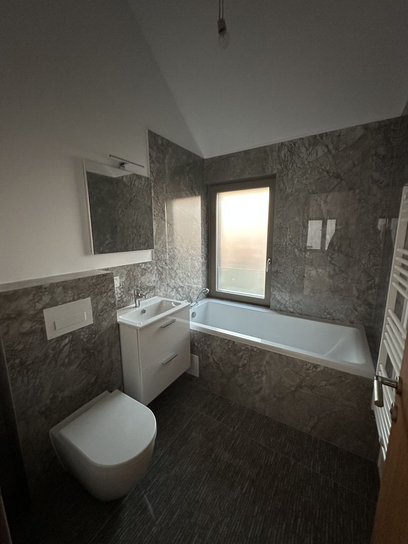 Casa cu 4 camere - Dumbravita - Poză 21