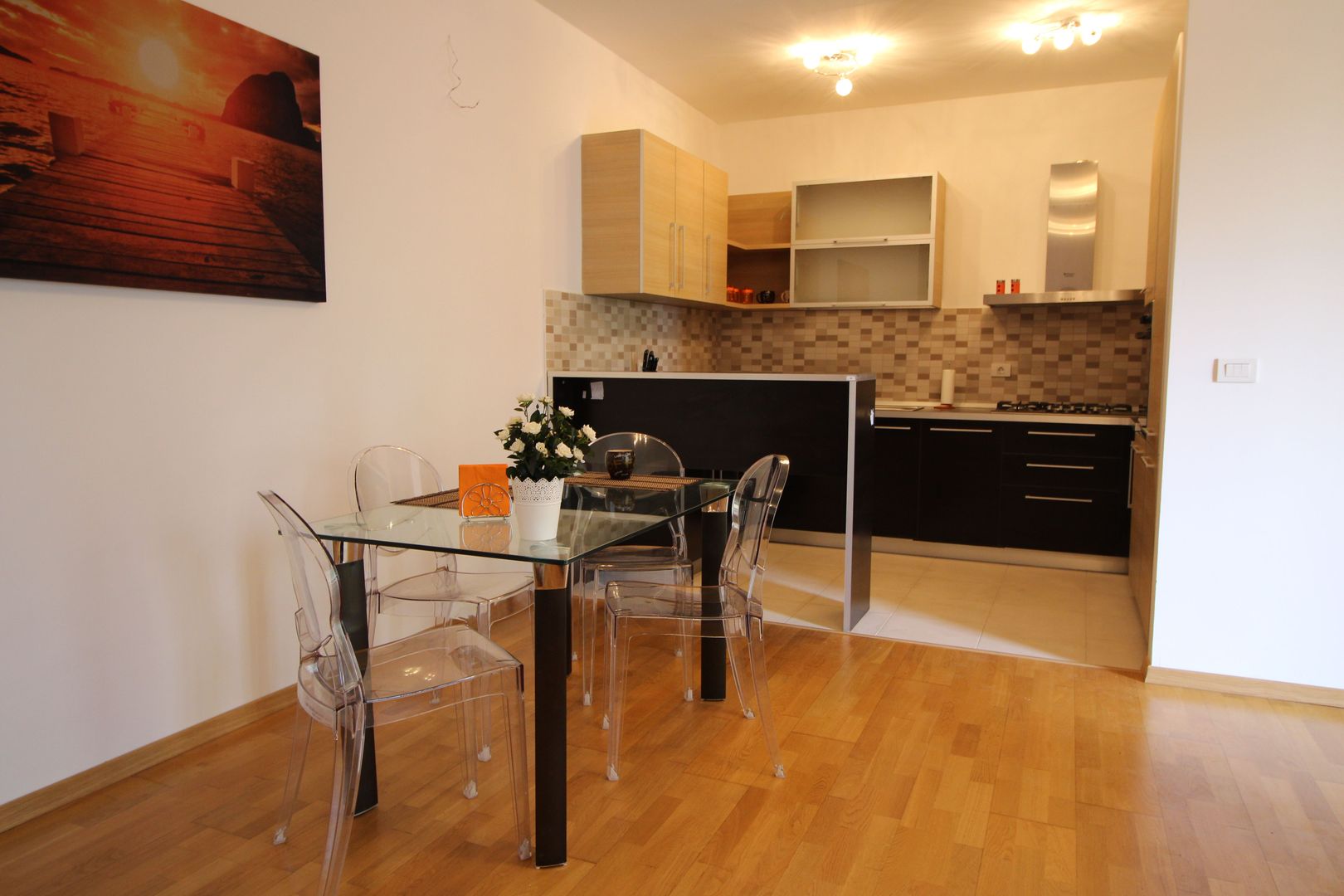 Apartament cu 3 camere - Poză 3