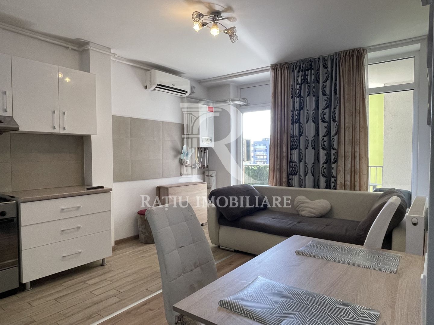 Apartament cu 2 camere | Panorama | Prima Sova | Oradea - Poză 2