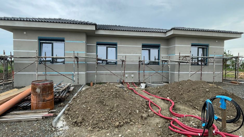 Duplex cu 3 camere 96mp-Moșnița Nouă - Poză 1