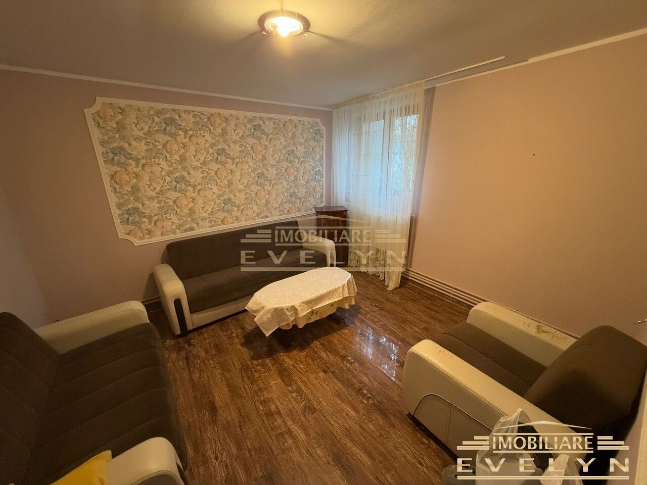 Casa de vanzare + teren, zona Rompetrol, pret 145000 euro - Poză 5