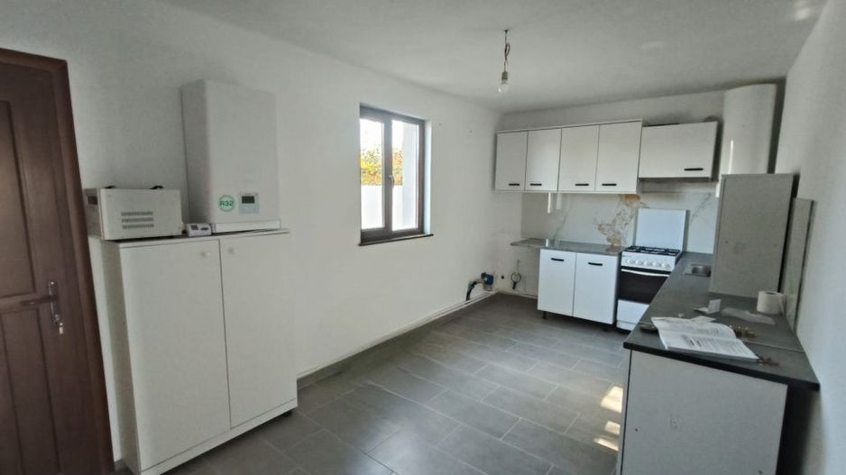 Casă nouă 3 camere | Sisești | pompă căldură | teren 300 mp - Poză 6