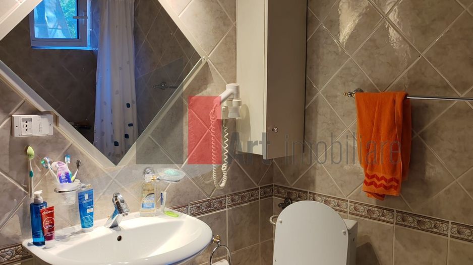 Apartament 4 camere cu centrală - Vasile Lascar - Poză 12
