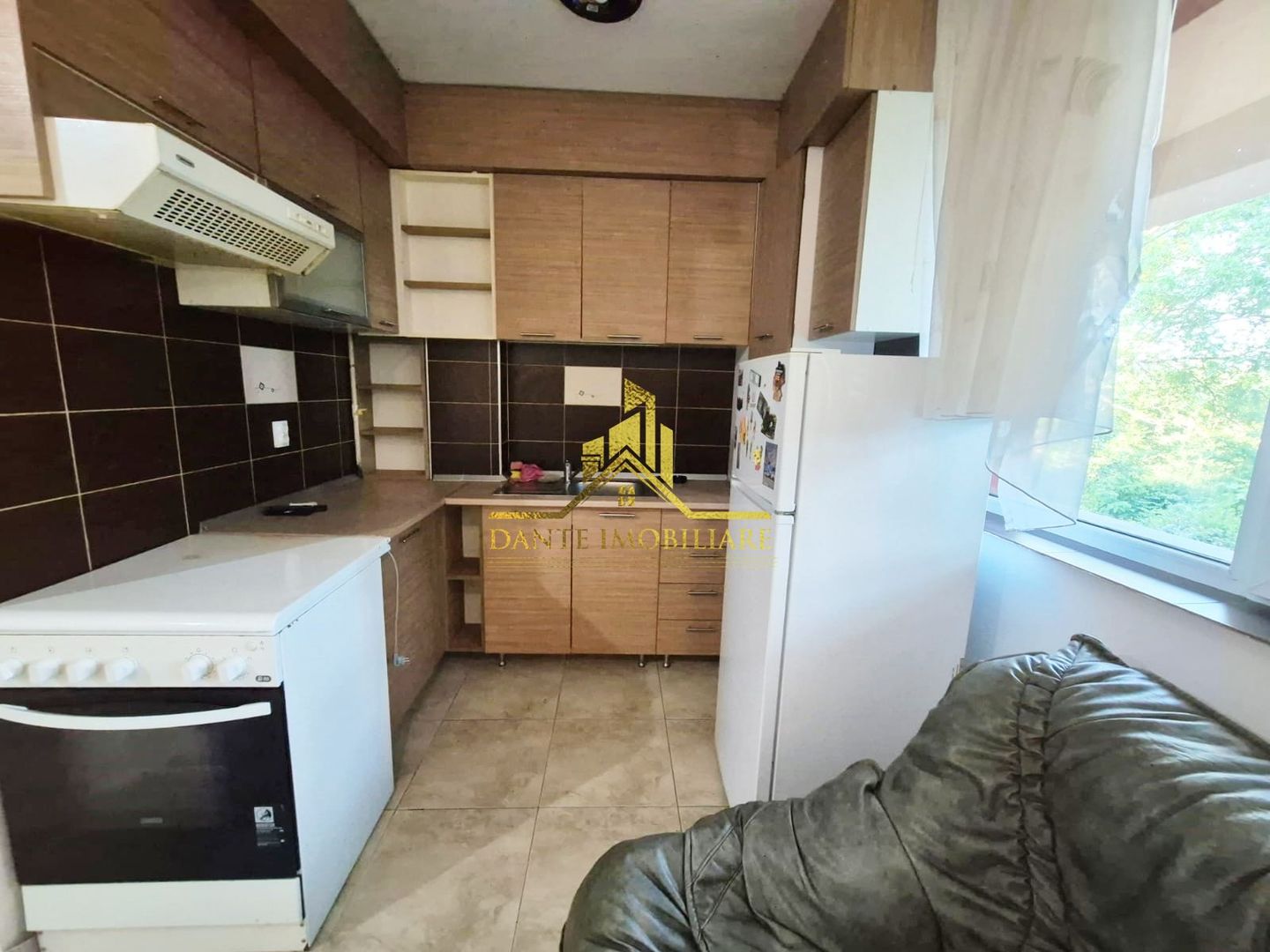 1 camera, decomandat, modern, bloc nou, parcare, Borhanci - Poză 4