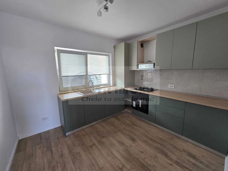 Casa/Vila de inchiriat - 800 euro - Poză 3