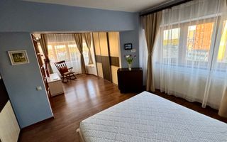 APARTAMENT SPATIOS SI LUMINOS - Poză 15