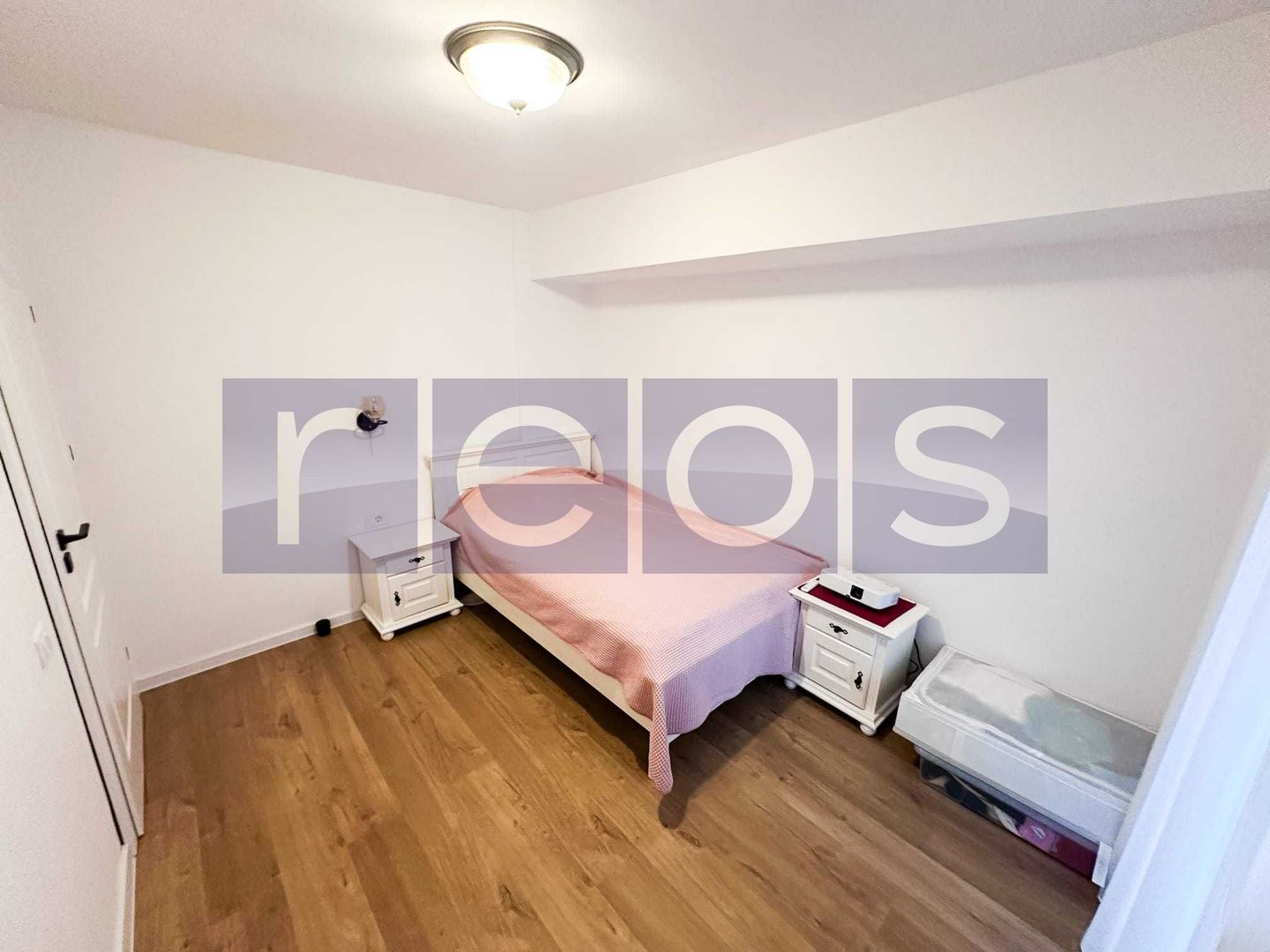 DE VANZARE APARTAMENT 4 CAMERE SPATIOASE LUJERULUI - METROU - Poză 2