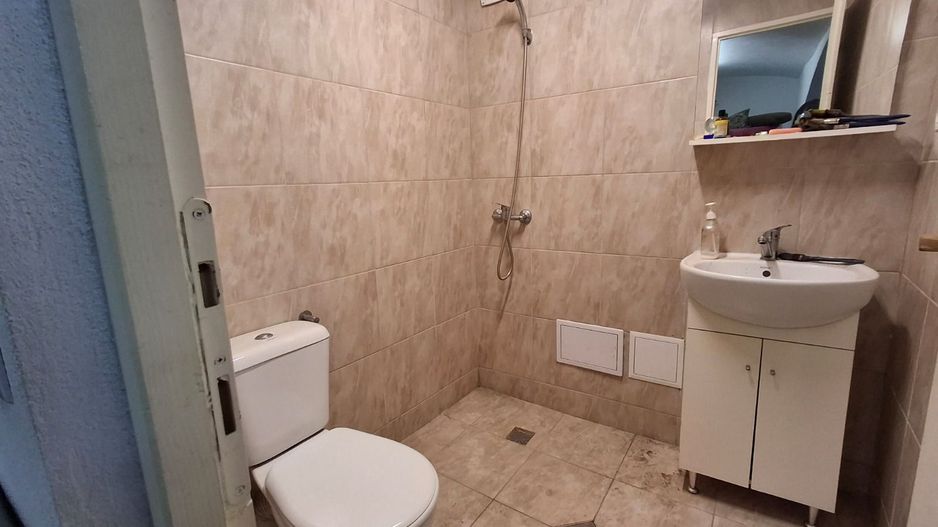 Casa de vanzare in Sibiu, birouri, clinica ,Parcul Sub Arini - Poză 4