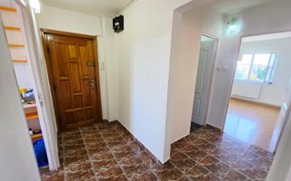 Vanzare apartament 3 camere, 2 băi, decomandat – Enăchiță Văcărescu - Poză 1
