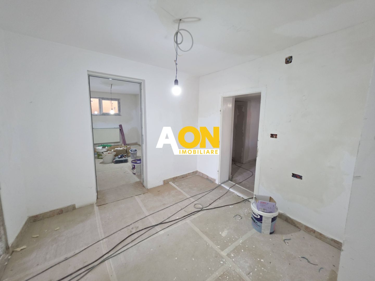 Apartament tip duplex, D+P, 5 camere, la cheie, 450 mp teren, Barabant - Poză 19