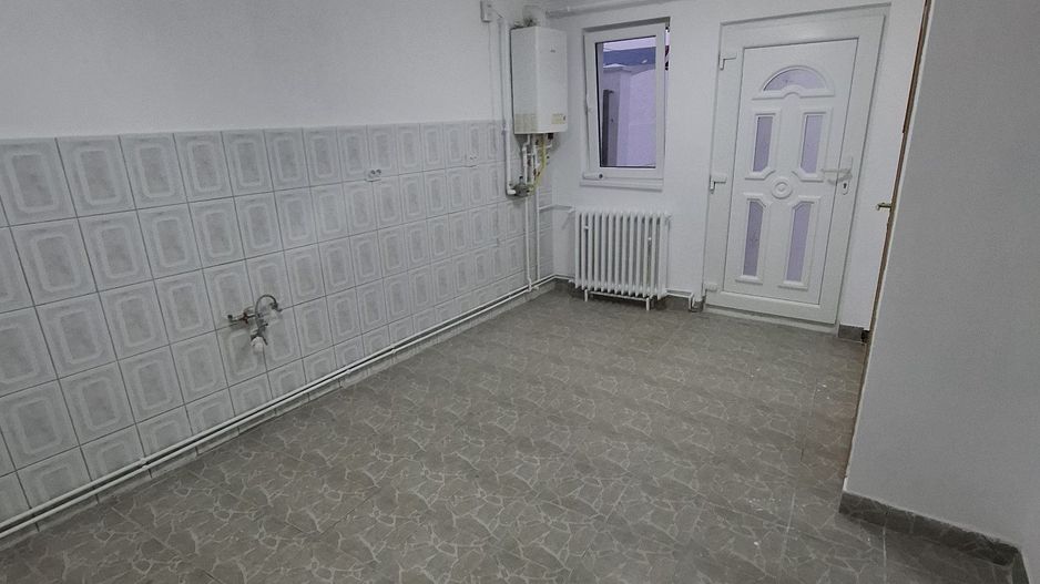 BRASADAS vinde casa individuala RENOVATA 2 cam zona Closca. - Poză 7