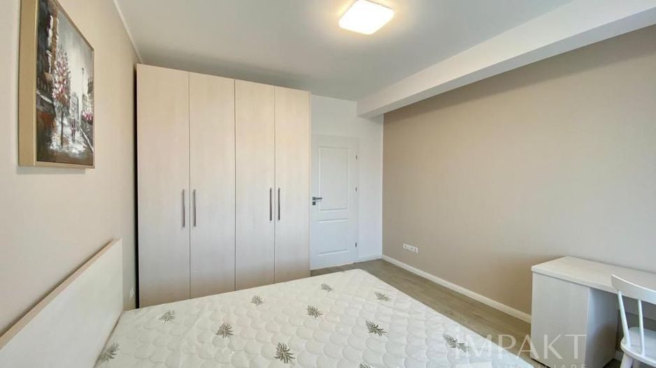 Apartament 3 camere aflat la 2 pași de UMF! Disponibil din 1 August - Poză 10