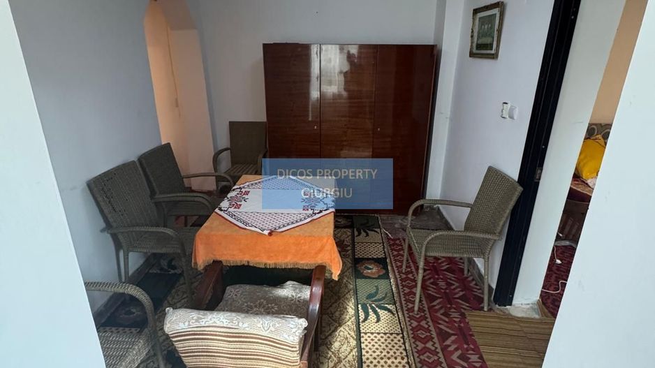 Casă cu garaj – str. Mărășești - Poză 5