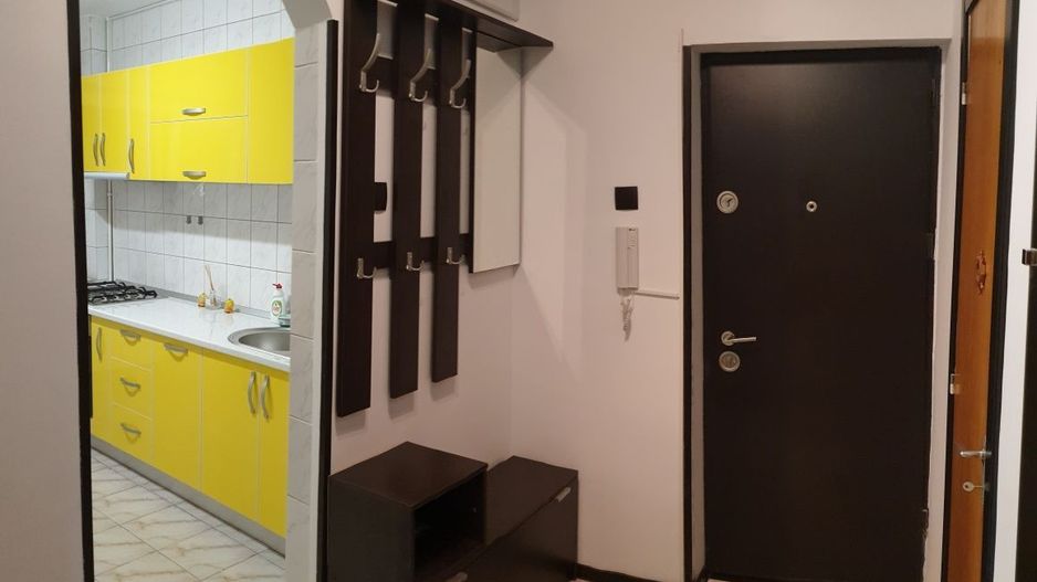 APARTAMENT LANGA PRIMARIA SECTORULUI 1 - Poză 3