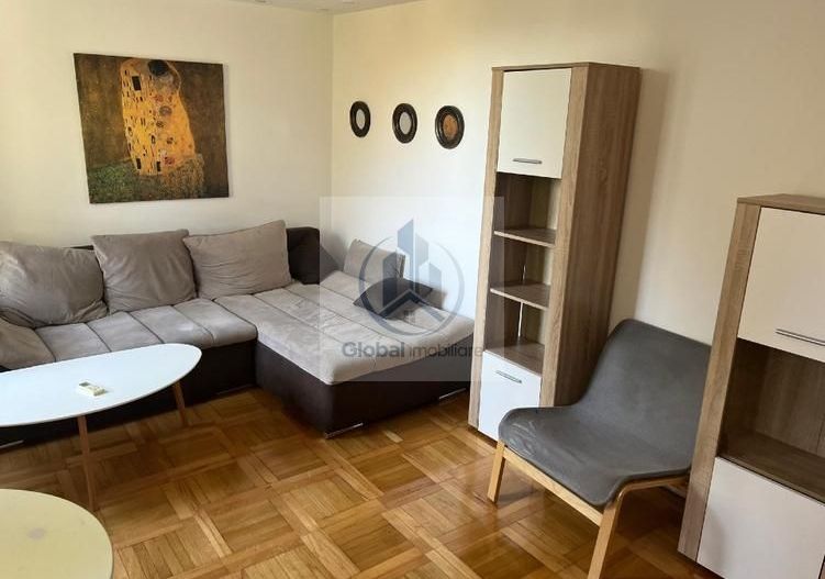 Aleea Circului, decomandat - Poză 1