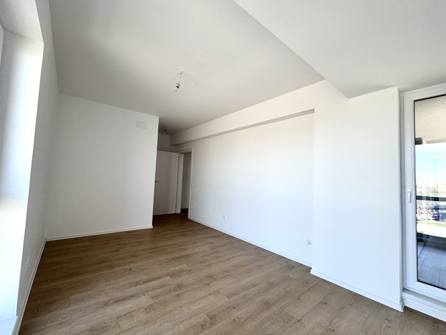 3 camere nou Finisat la cheie - 79 mp SU - Sector 1 - Poză 7
