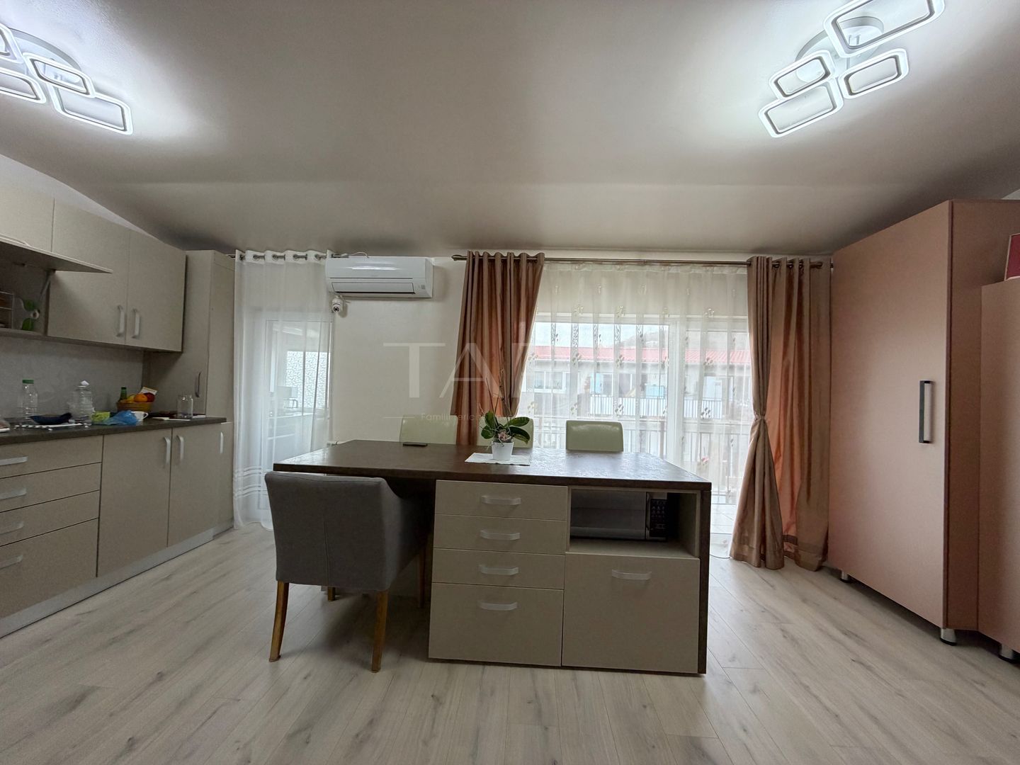 Apartament cu 2 camere recent renovat, Eroilor Florești. - Poză 1