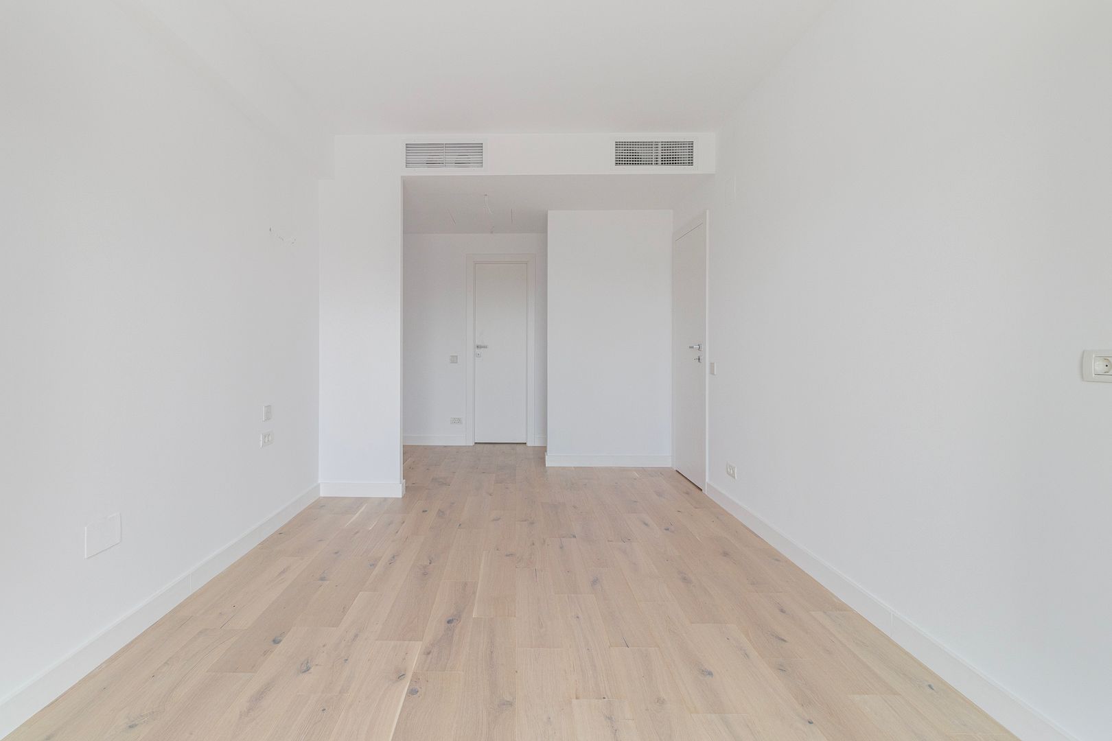 Apartament nou 2 camere | 2 bai | The Level 3 Construcție 2026 - Poză 7