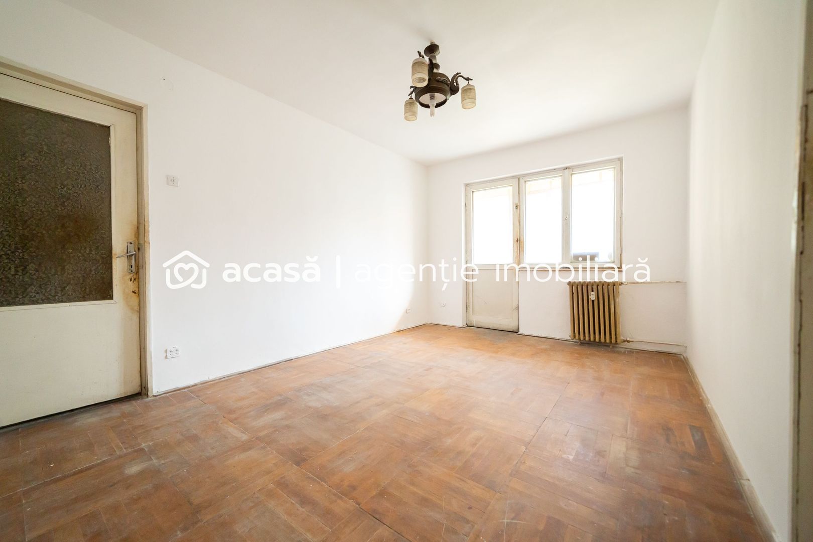 VANDUT! Apartament 2 camere etaj 1 - Aurel Vlaicu Comision 0% - Poză 4