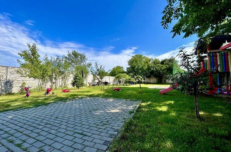 Apartament cu 3 camere, et 1, loc de parcare și spațiu de agrement, zona Lipovei - Poză 17