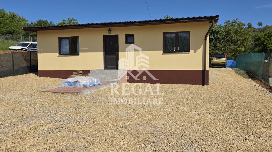 Casă de vânzare – Teliucul Inferior | Construcție nouă 2025 | 3 camere - Poză 1