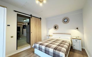 Casa individuala, ultrafinisata, balcon, terasa, curte, Someseni - Poză 4