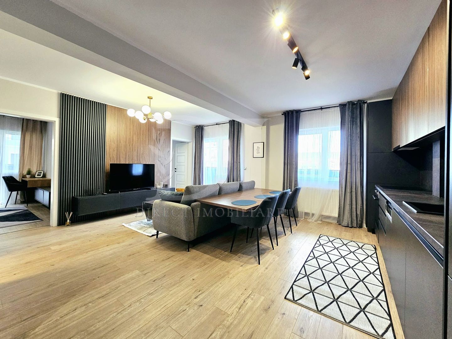 Apartament la cheie | doua dormitoare | Zona Terra - Poză 1