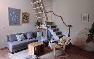 Casă renovată, cu terasă și grădină, în zonă Centrala - Poză 2