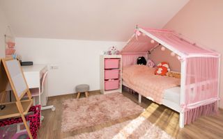 Vilă P+M, Clujului, 190 mp, teren 520 mp, singur în curte. 230 000 E - Poză 24