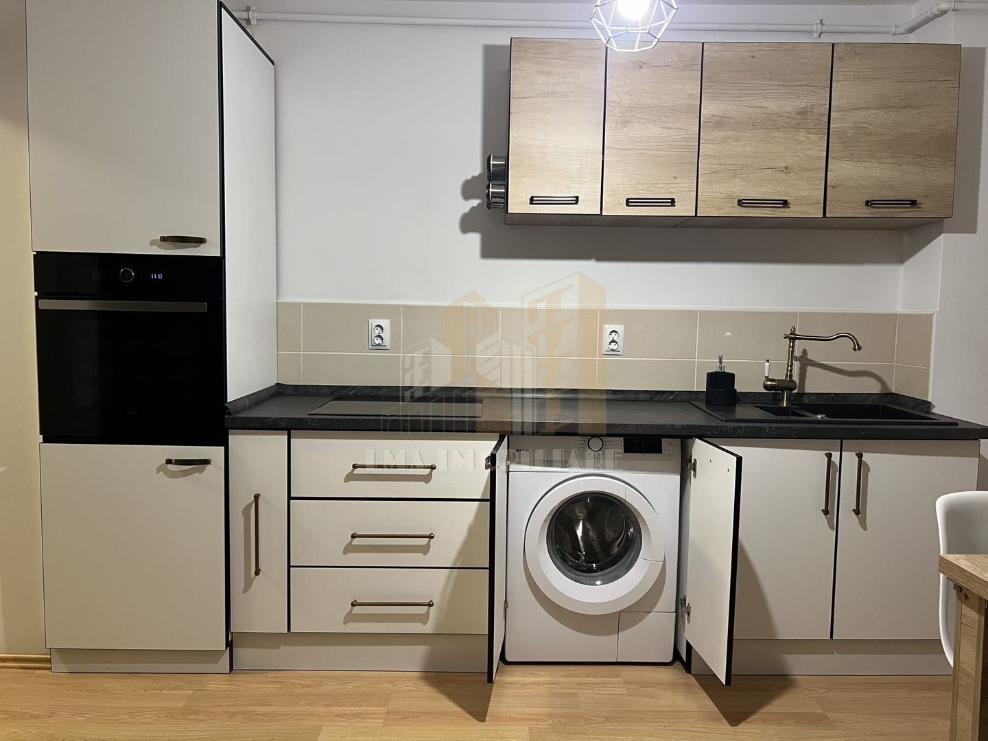 Apartamnet 2 camere zona Onix Brasov - Poză 4