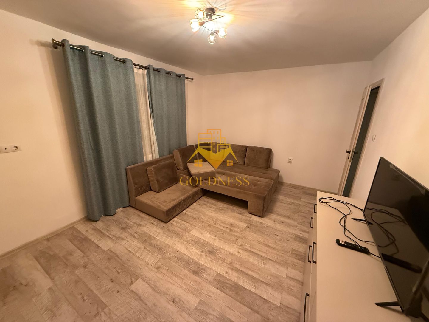 2 camere decomandate, balcon, Mega Image, Piata Marasti, Panemar - Poză 4