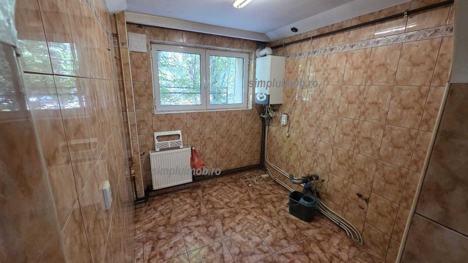 Decomandat 2 Camere, 1 Decembrie - Poză 3