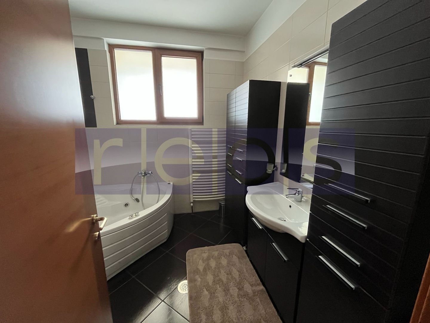 INCHIRIERE 4 CAMERE | HERASTRAU | MOBILATA SI UTILAT | - Poză 18