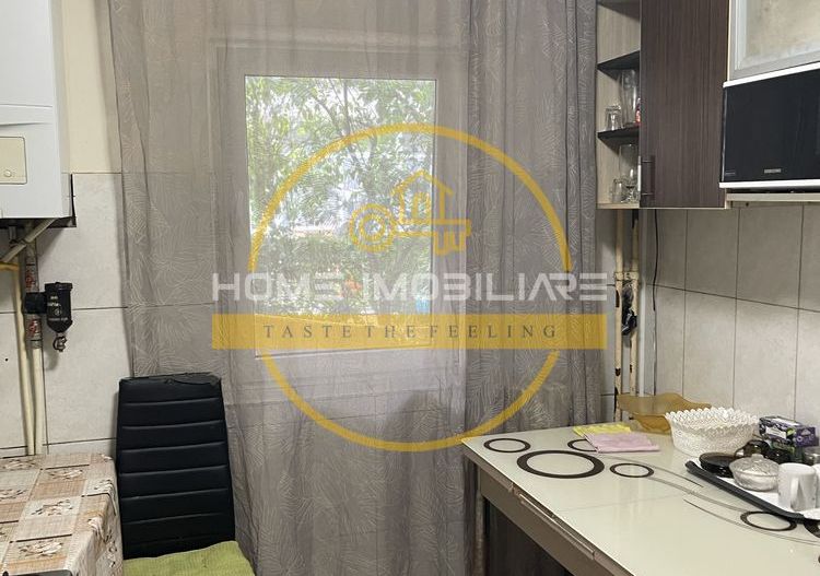 Apartament 4 camere/zona galata/zona buna/urgent - Poză 1