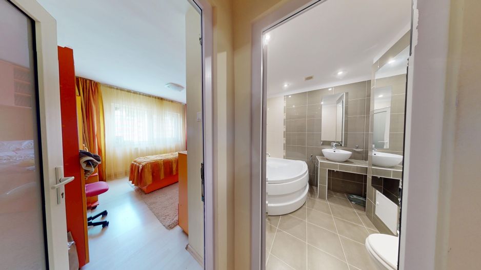 Apartament 4 Camere Racadau - COMISION 0% - - Poză 8