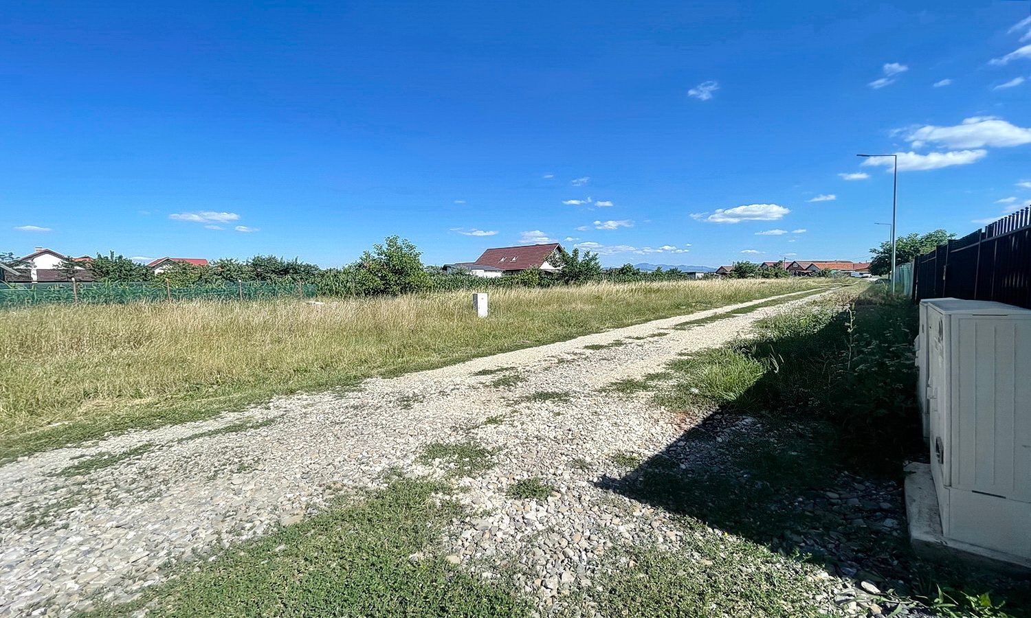 Teren Rezidential 1700mp - Poză 2
