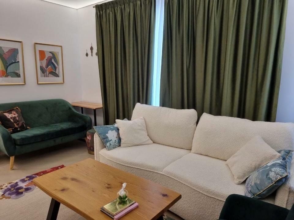 Cortina North, Particular - Poză 7