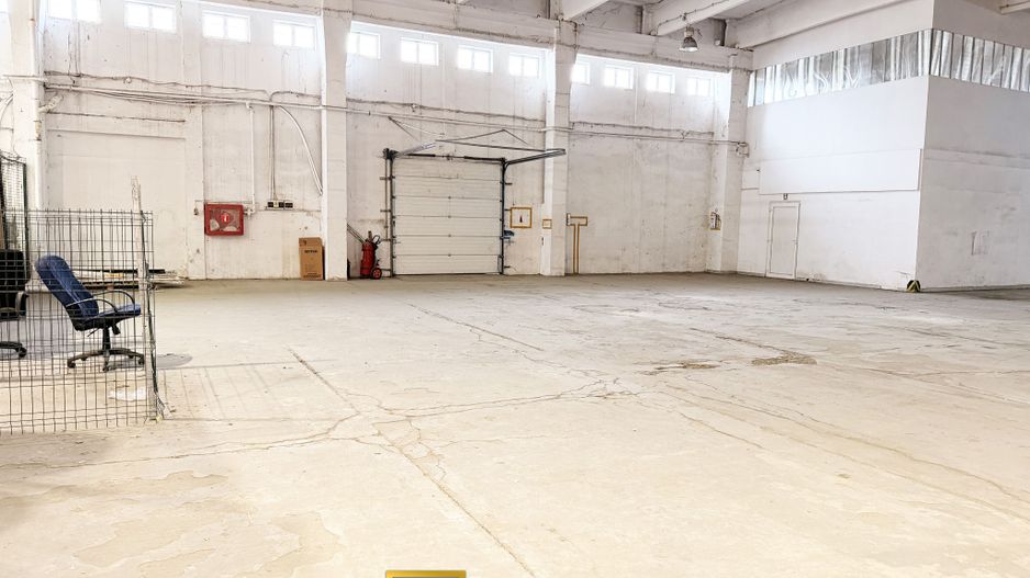 Hala de inchiriat Arad 980 mp 2,5 €/mp acces TIR - Poză 3