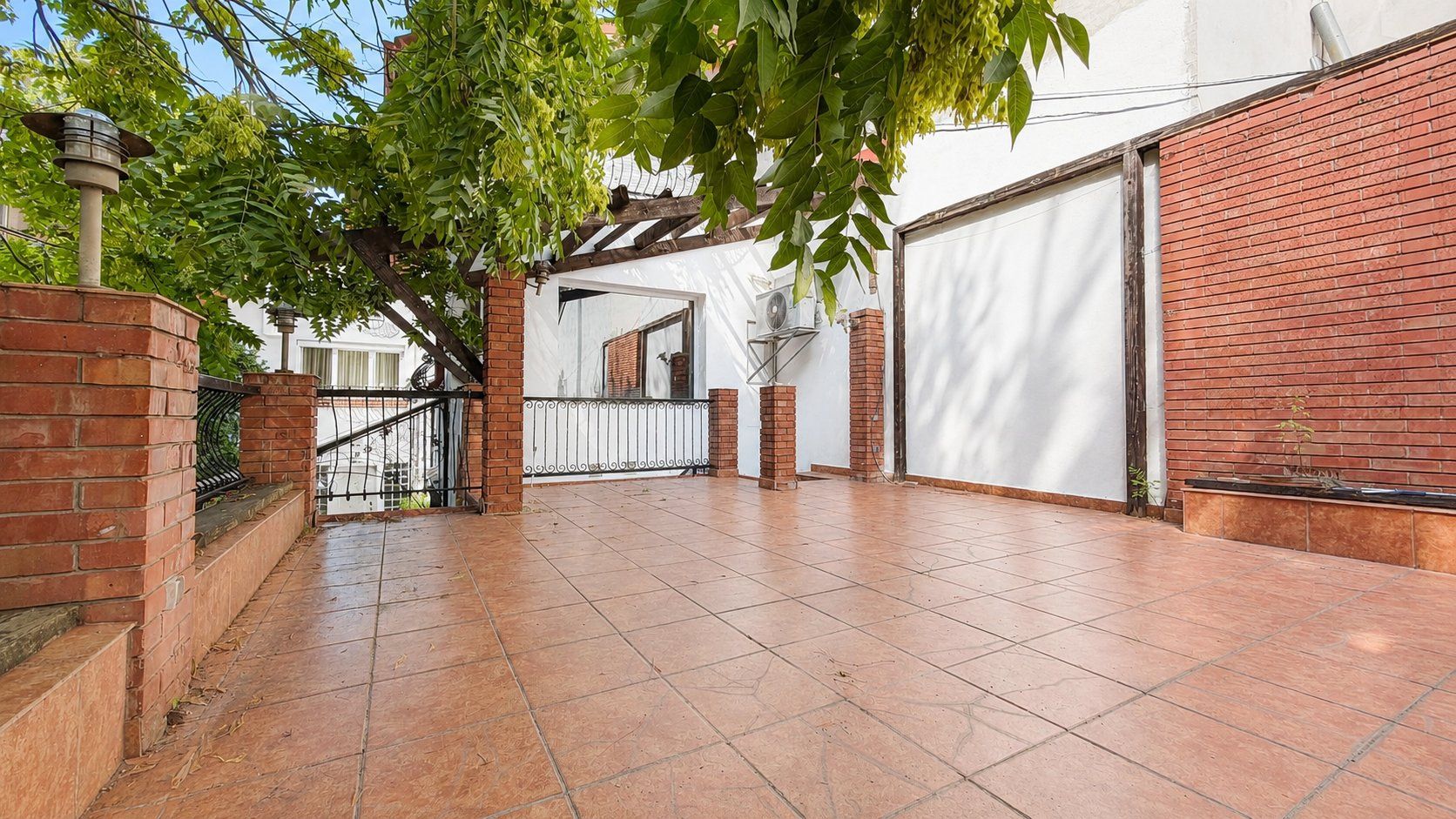 Vila zona Stefan cel Mare - 380 mp teren - 452 mp utili, Rezidential / Office - Poză 31