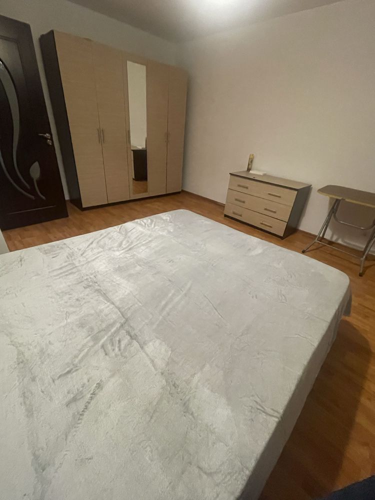 De Închiriat Garsoniera 42 mp decomandata, vis-a-vis Mall Vitan - Poză 2