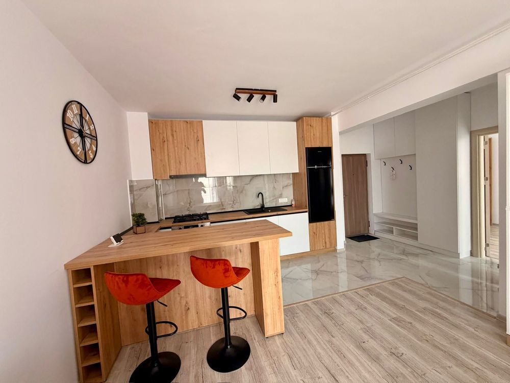 Giroc-Eso | 2 Camere | Prima Închiriere | Lift | Parcare - Poză 4